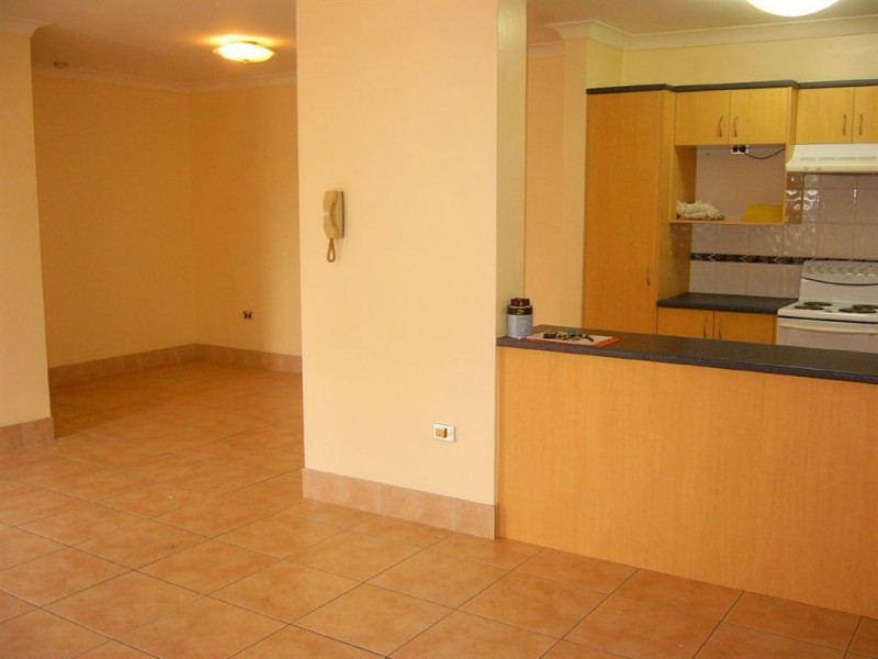 2/53 Nudgee Rd, Hamilton QLD 4007