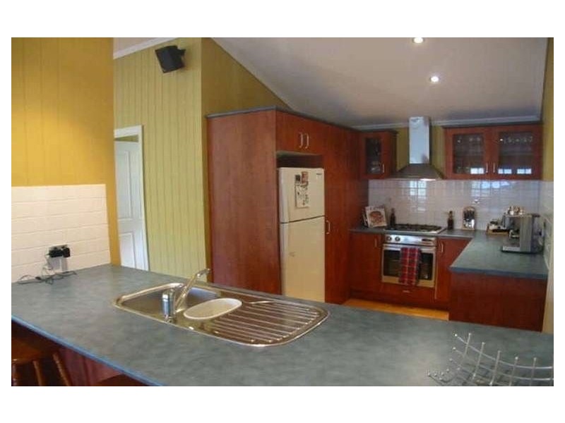 67 Bowen St, Windsor QLD 4030