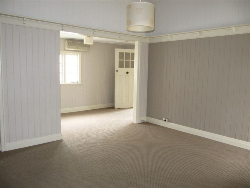 67 Bowen St, Windsor QLD 4030