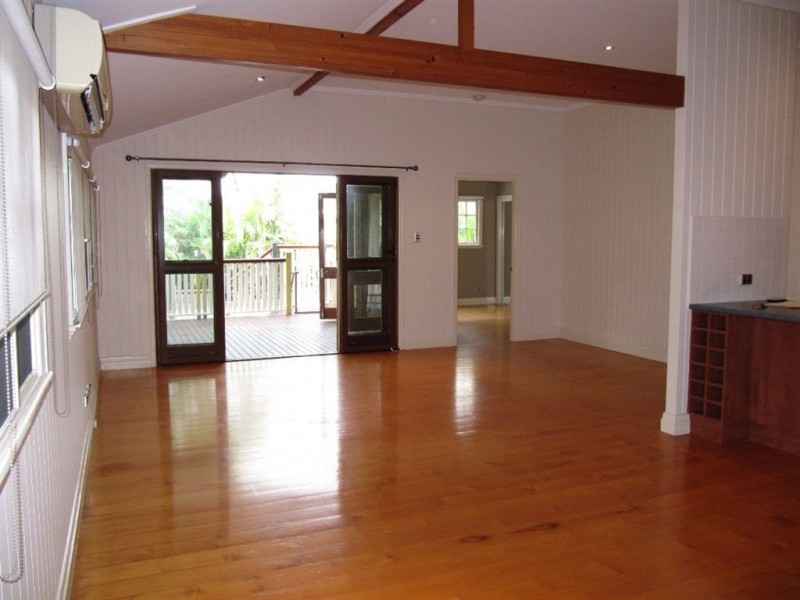 67 Bowen St, Windsor QLD 4030