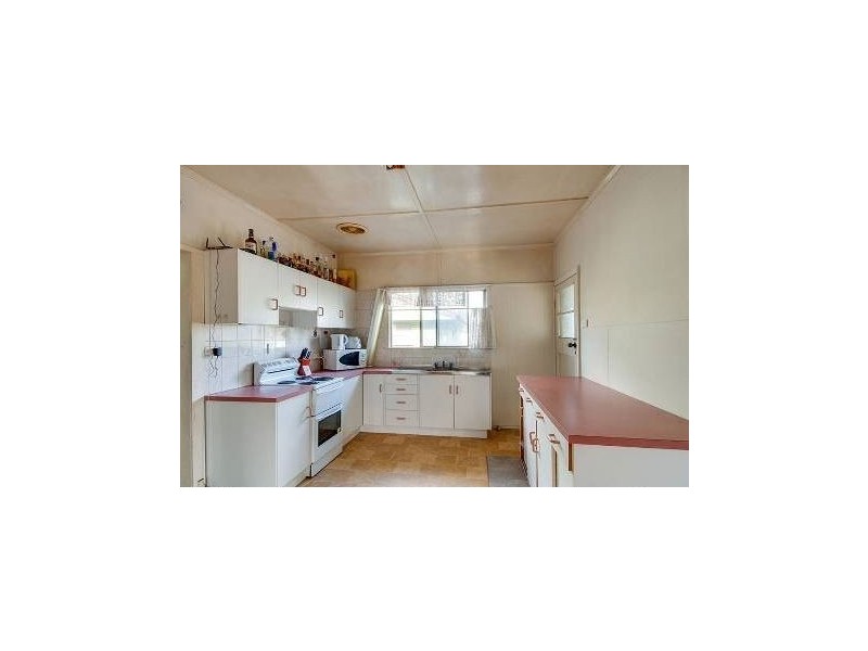 15 Crescent Way, Hendra QLD 4011