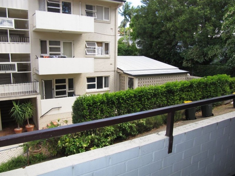 2/76 Riverton St, Clayfield QLD 4011