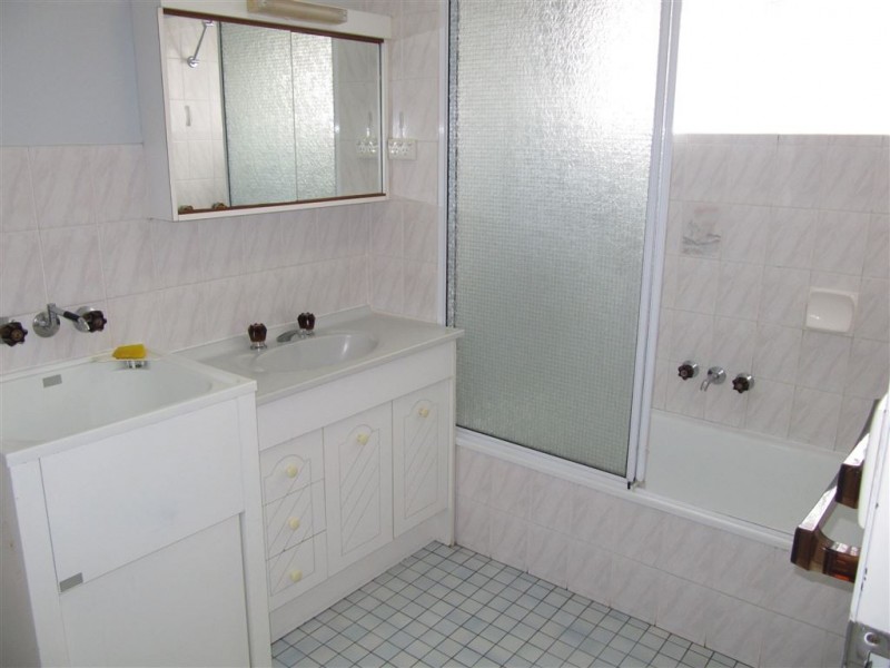 3/10 Hall St, Northgate QLD 4013