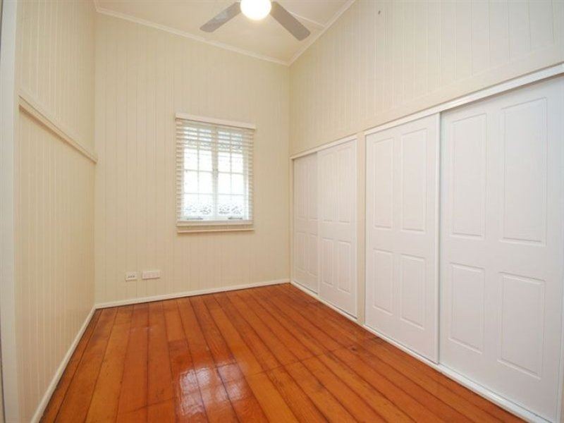 14 Camden St, Albion QLD 4010
