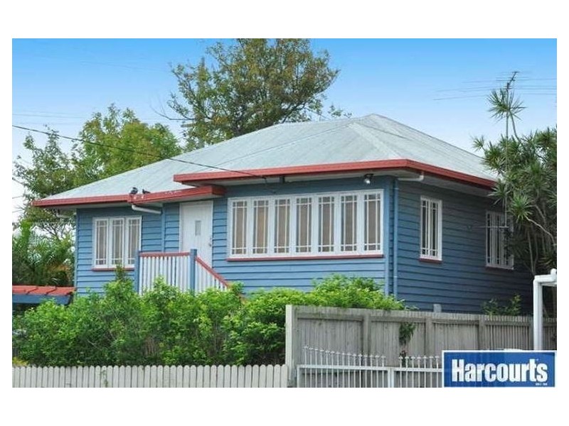 2 Dorames Street, Hendra QLD 4011