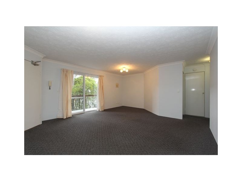 2/10 Hall St, Northgate QLD 4013