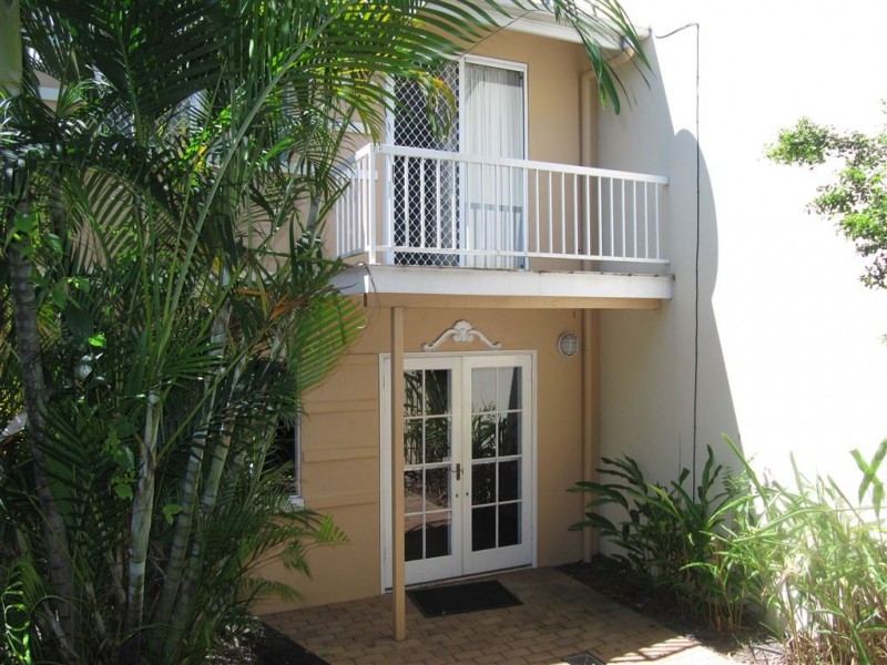 3/12 Wolseley St, Clayfield QLD 4011