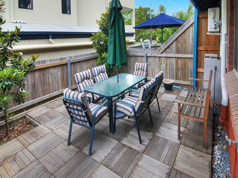 2/53 Junction Rd, Clayfield QLD 4011