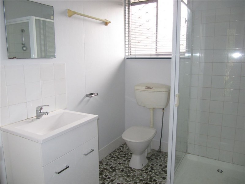 2/67 Adamson St, Wooloowin QLD 4030