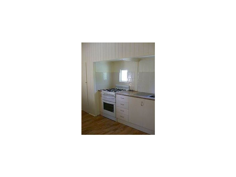 85 Kedron Park Rd, Wooloowin QLD 4030