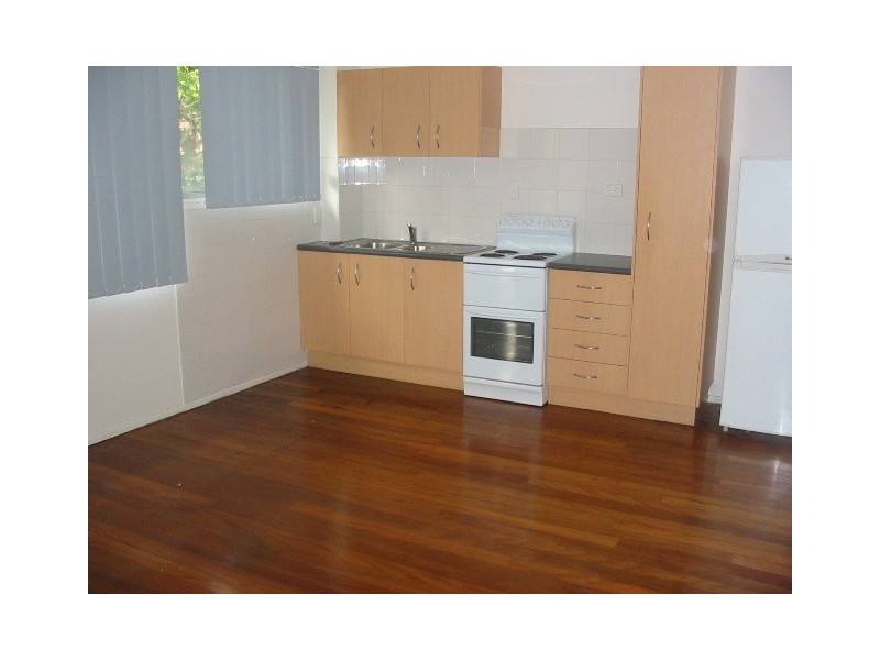 9/121 McLennon Street, Wooloowin QLD 4030