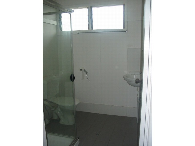 9/121 McLennon Street, Wooloowin QLD 4030