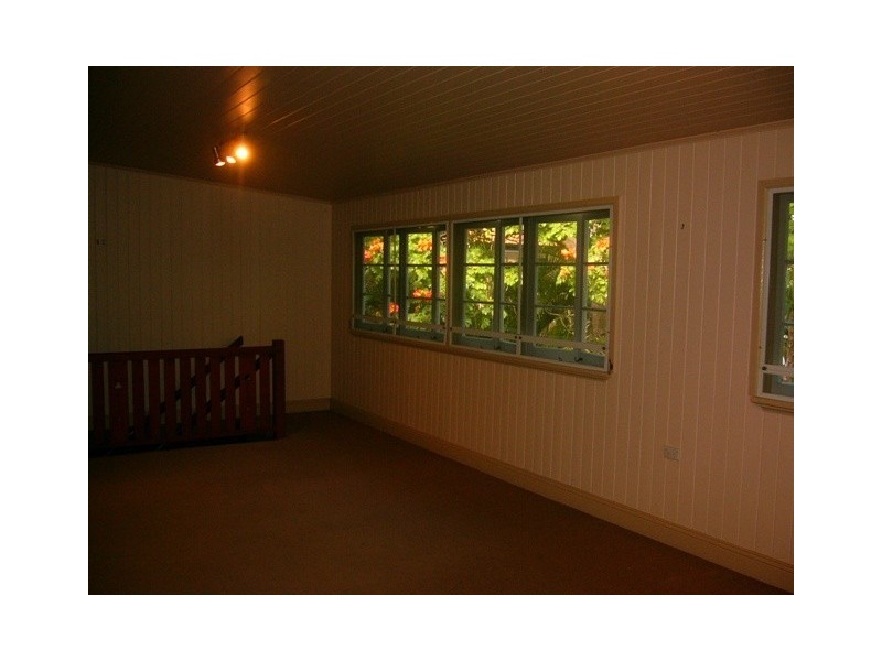 8 Nelson Street, Clayfield QLD 4011