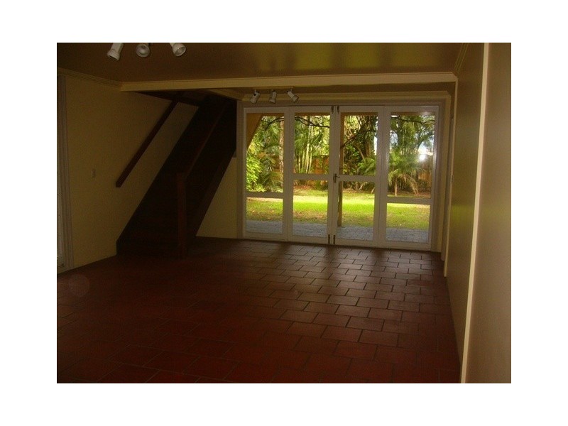 8 Nelson Street, Clayfield QLD 4011