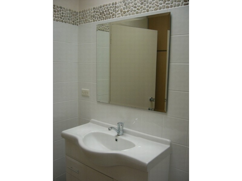 4/53 NUDGEE ROAD, Hamilton QLD 4007