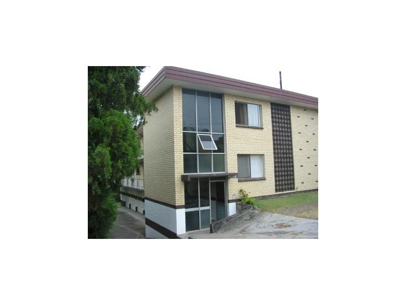 2/586 SANDGATE ROAD, Clayfield QLD 4011