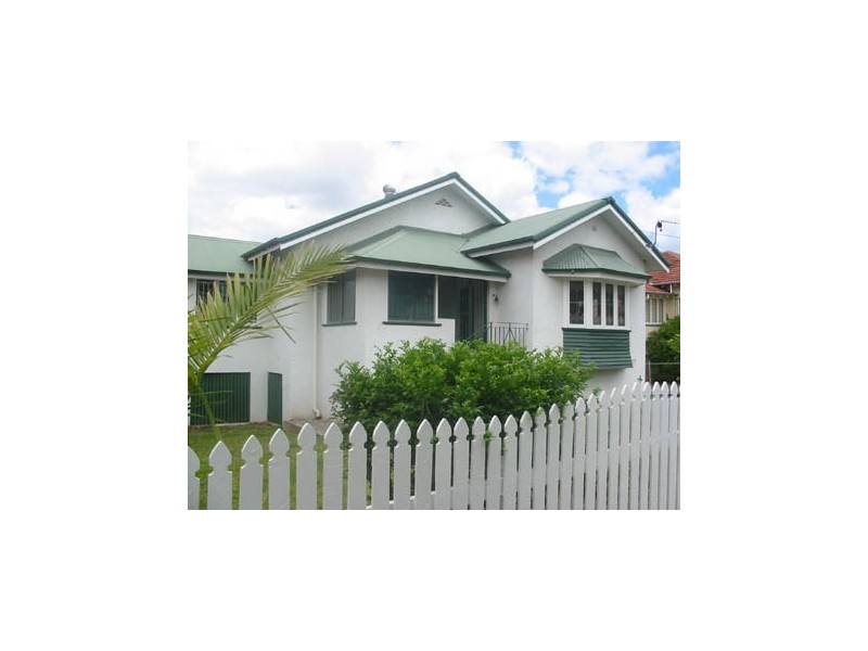 15 NORMAN STREET, Wooloowin QLD 4030