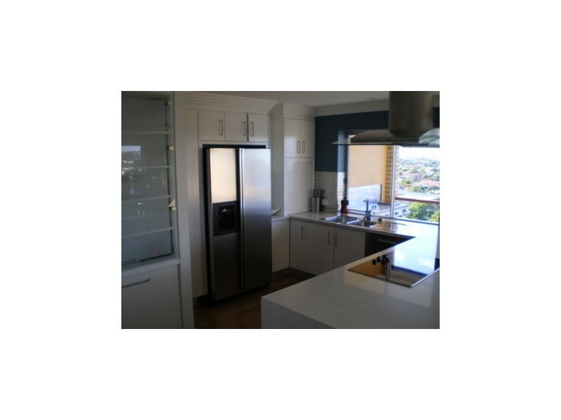 14/1 ROSSITER, Hamilton QLD 4007