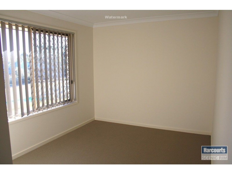 18 Parkhurst Place, Beaudesert QLD 4285