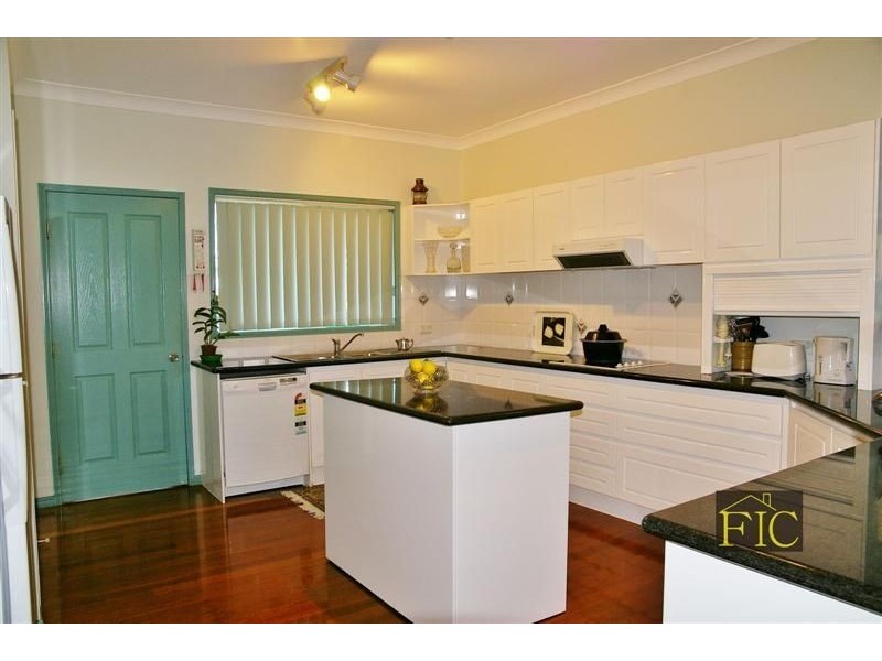 Gleneagle QLD 4285