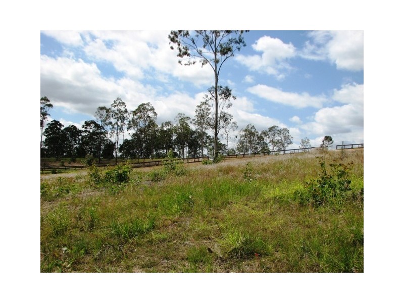 184 Spinebill Drive, Greenbank QLD 4124