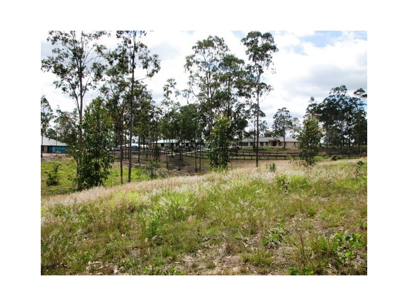 184 Spinebill Drive, Greenbank QLD 4124