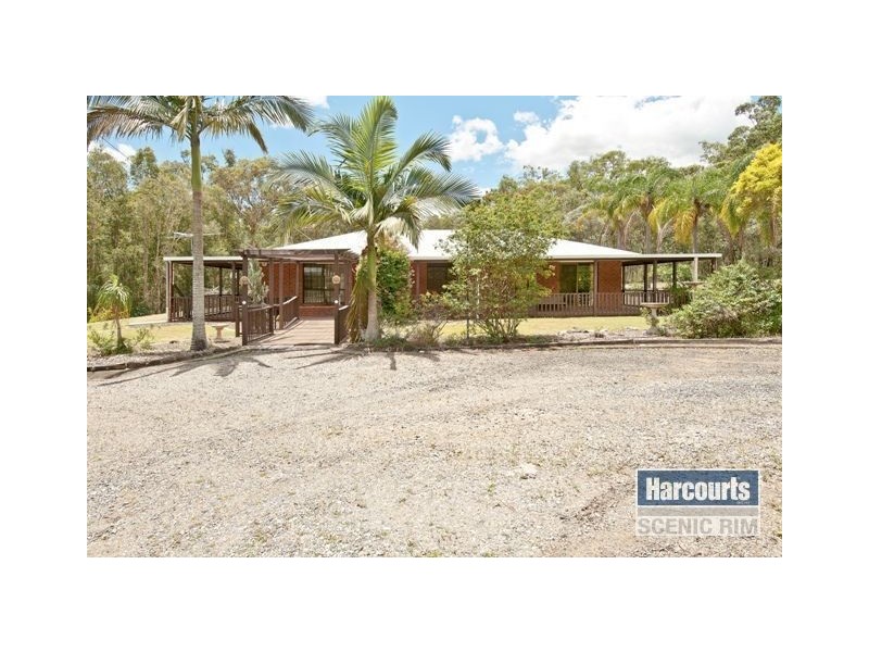 16 Avery Court, Greenbank QLD 4124