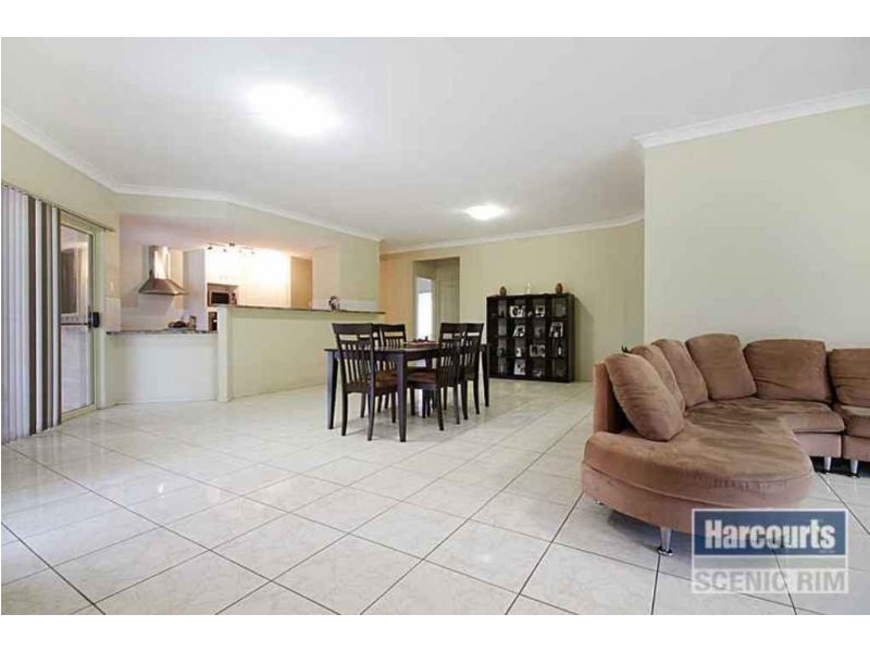 2-8 Gracelands Drive, Greenbank QLD 4124