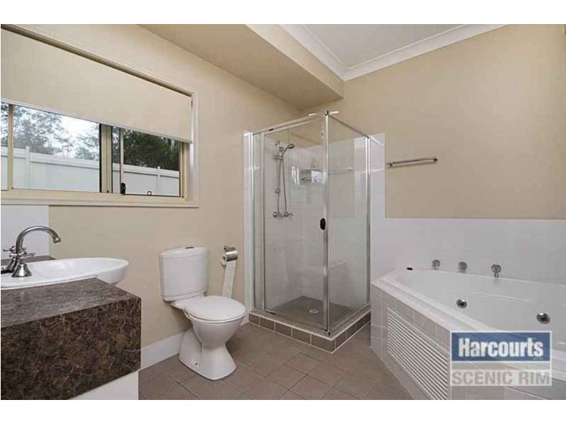 2-8 Gracelands Drive, Greenbank QLD 4124