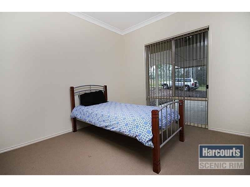 2-8 Gracelands Drive, Greenbank QLD 4124