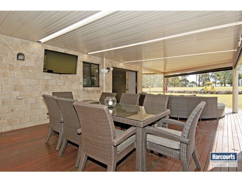 294 Equestrian Dr, New Beith QLD 4124