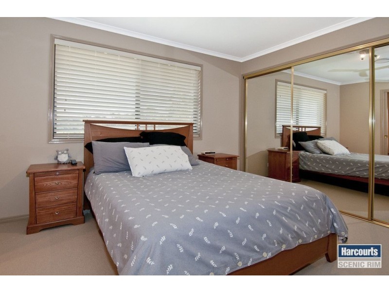 294 Equestrian Dr, New Beith QLD 4124