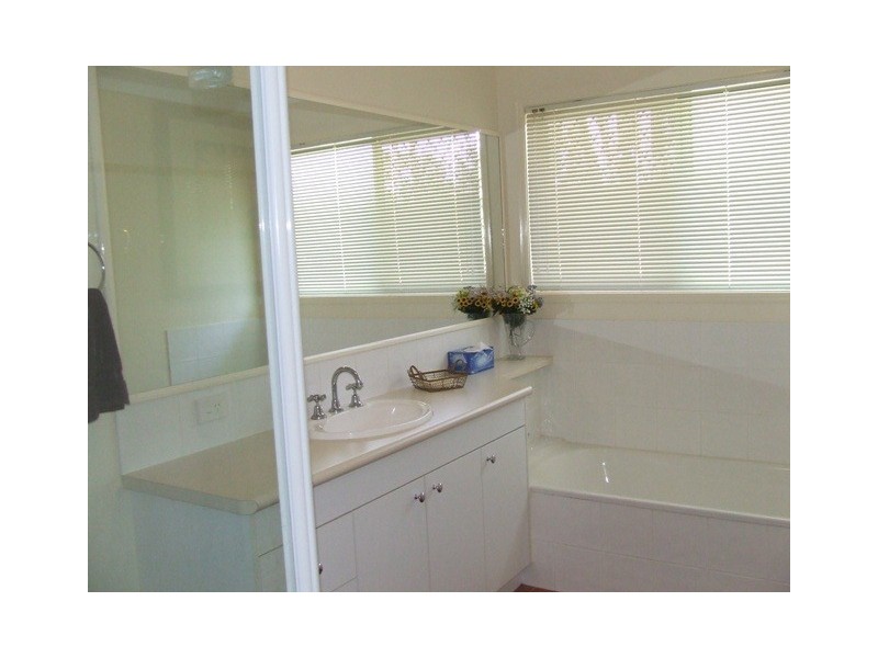 15 Christopher Place, Jimboomba QLD 4280