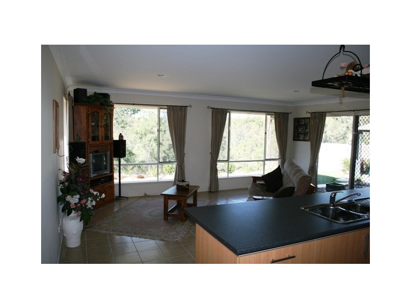 43 Borrowdale Court, Mundoolun QLD 4285