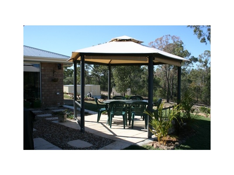 43 Borrowdale Court, Mundoolun QLD 4285