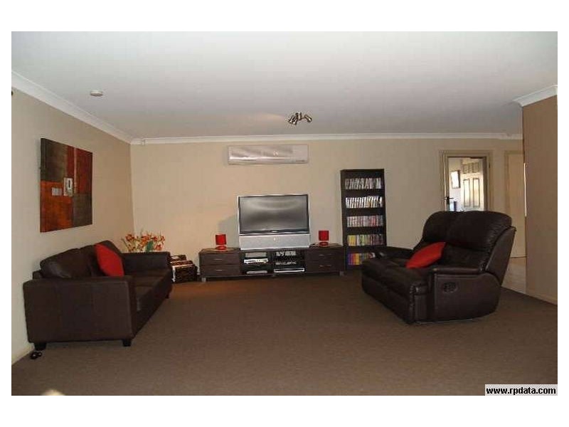 Regents Park QLD 4118