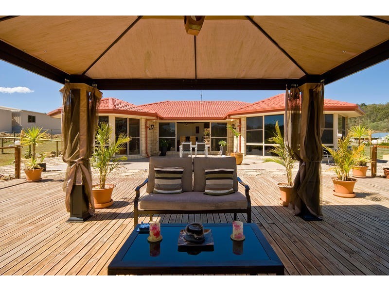 55-57 Lady Penrhyn Ct, Mundoolun QLD 4285