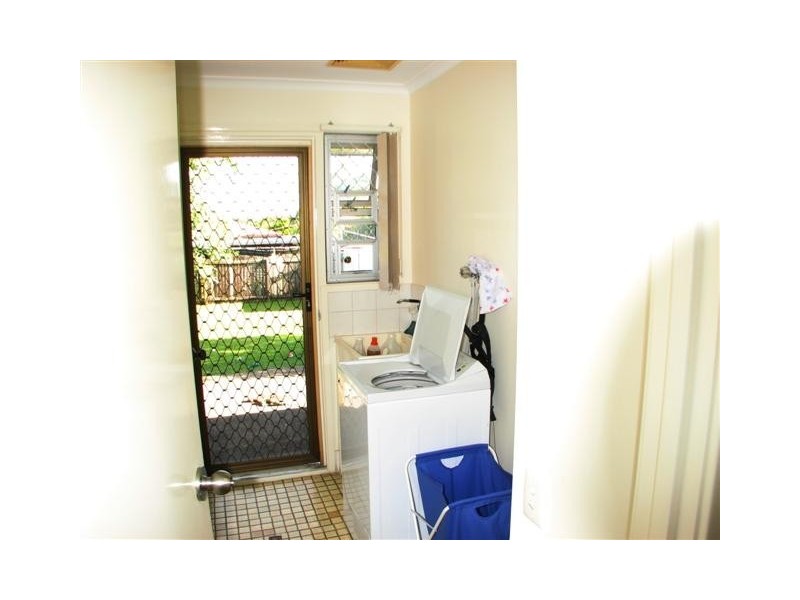 Crestmead QLD 4132