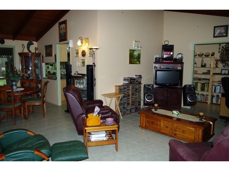 North Maclean QLD 4280