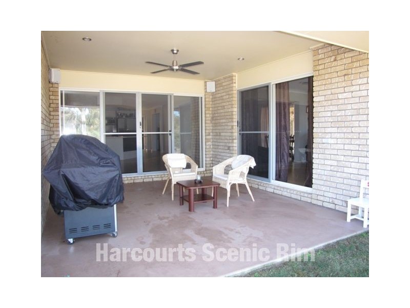 32 Gumview Crescent, Jimboomba QLD 4280