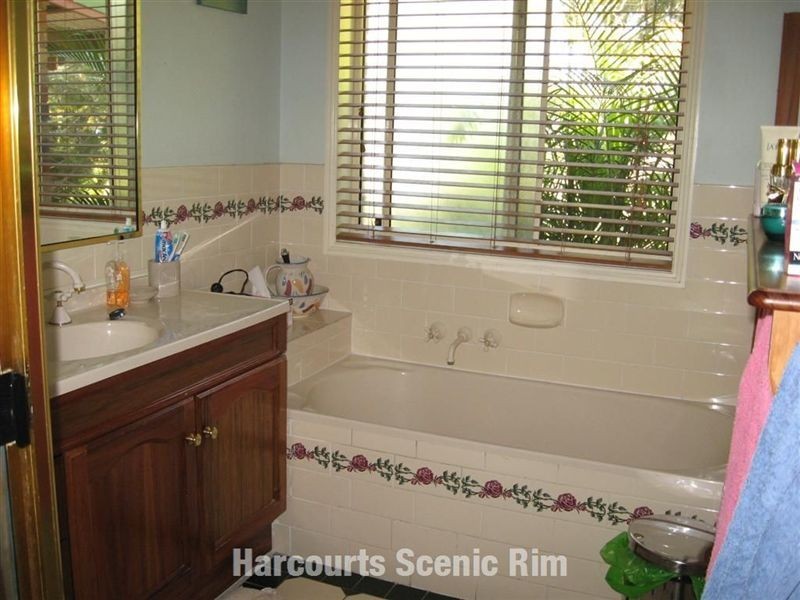 88 Sandpiper Road, Jimboomba QLD 4280