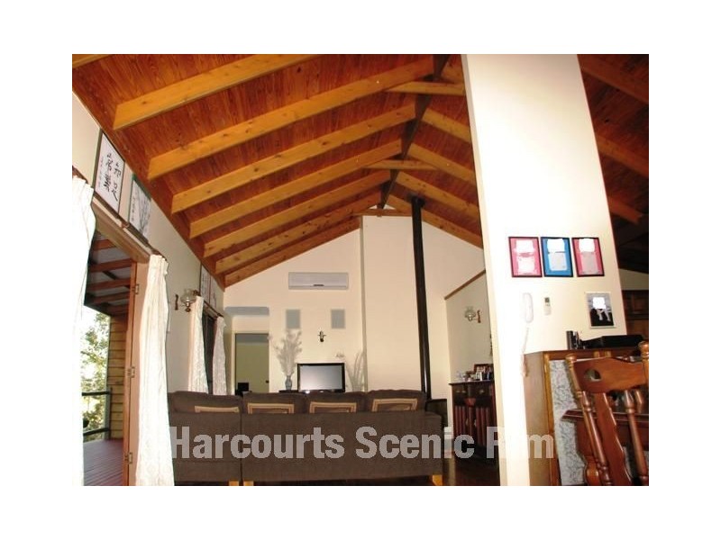 Woodhill QLD 4285