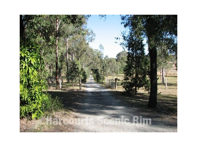 Woodhill QLD 4285