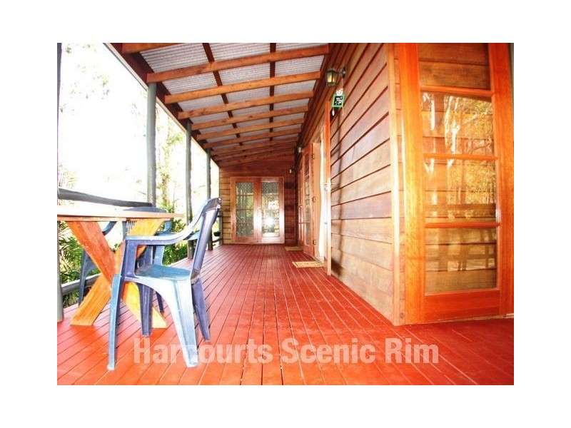 Woodhill QLD 4285