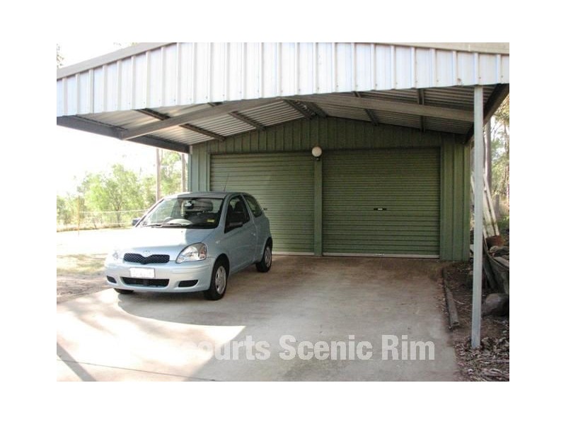 Woodhill QLD 4285