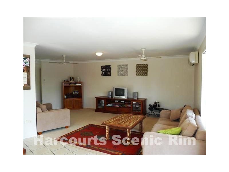 45 Portsmouth Ct, Mundoolun QLD 4285