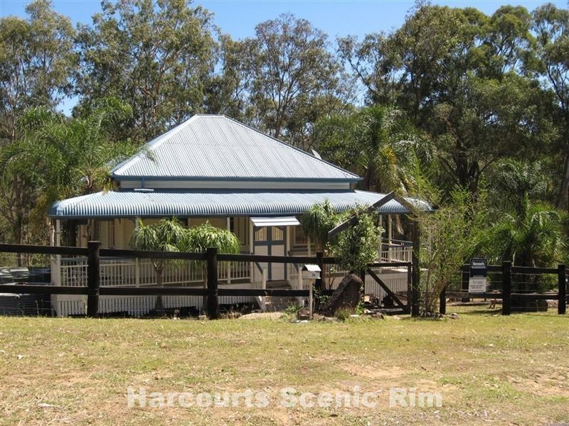 30 Naylor Road, Tamborine QLD 4270