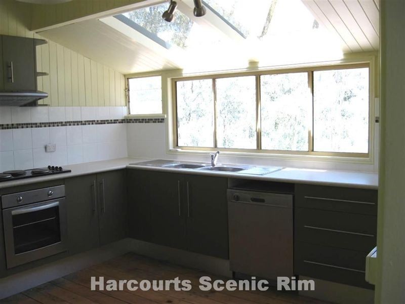 30 Naylor Road, Tamborine QLD 4270