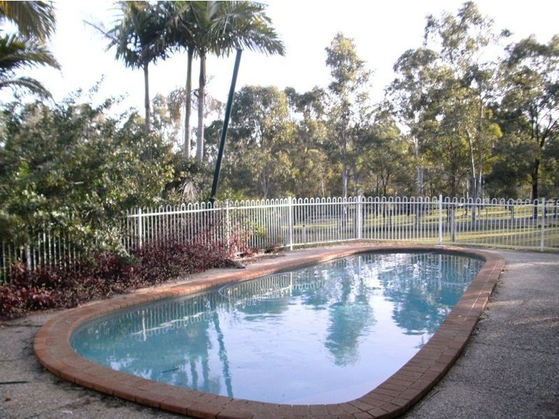 North Maclean QLD 4280
