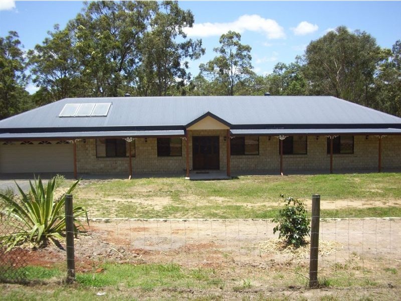 14 Sandstone Road, Greenbank QLD 4124